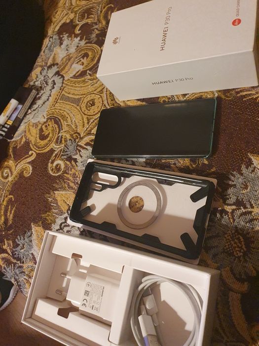 Huawei p30 pro impecabil cutie cablu husa folie