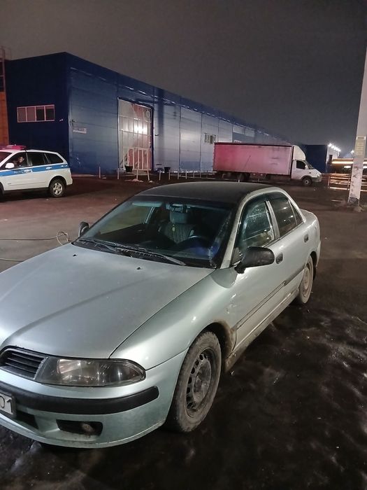 Митсубиси каризма