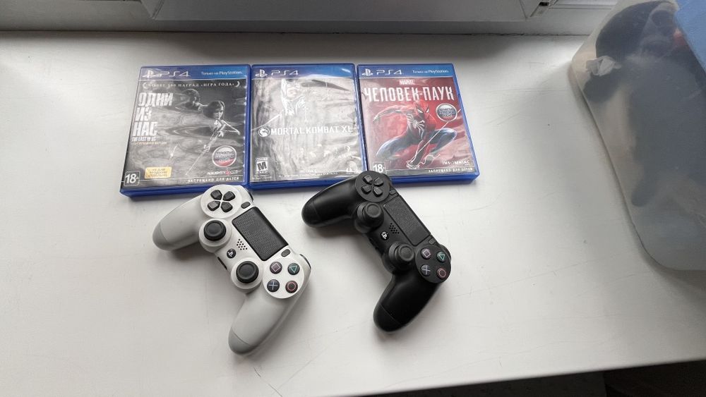 playstation 4 slim 1TB