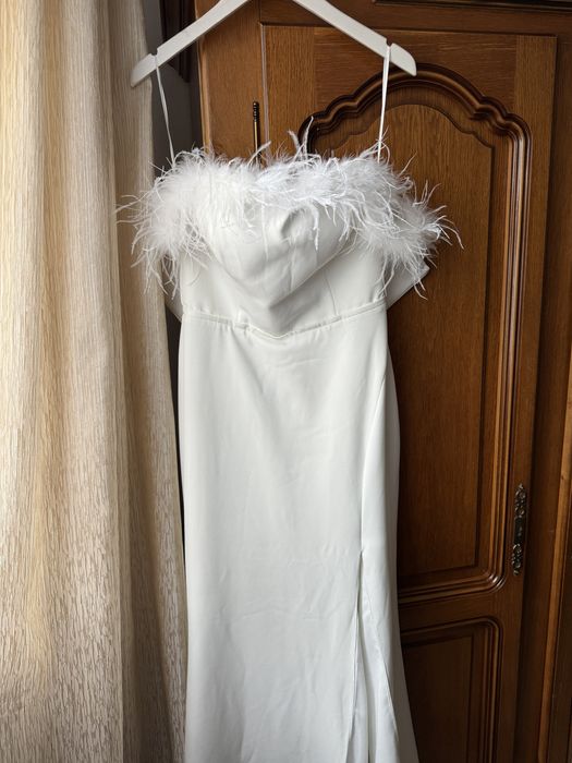 Rochie eleganta cu trena si puf/ cununie civila