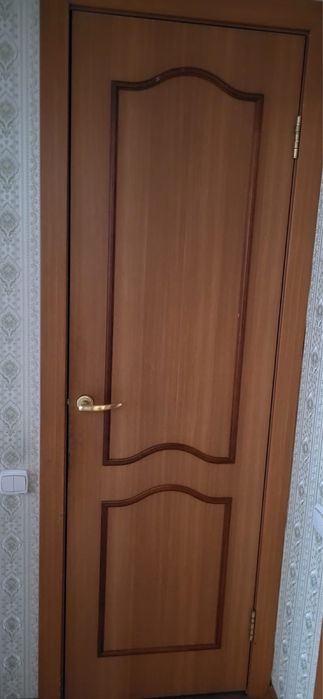 Продам двери межкомнатные