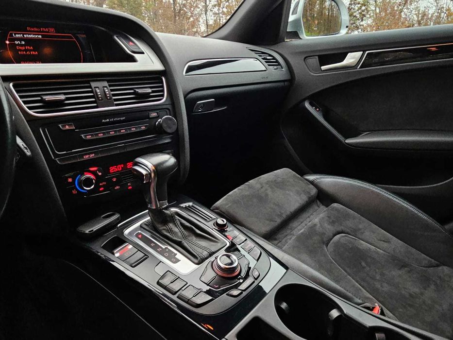 Audi A4 B8 2.0TDI 8+1
