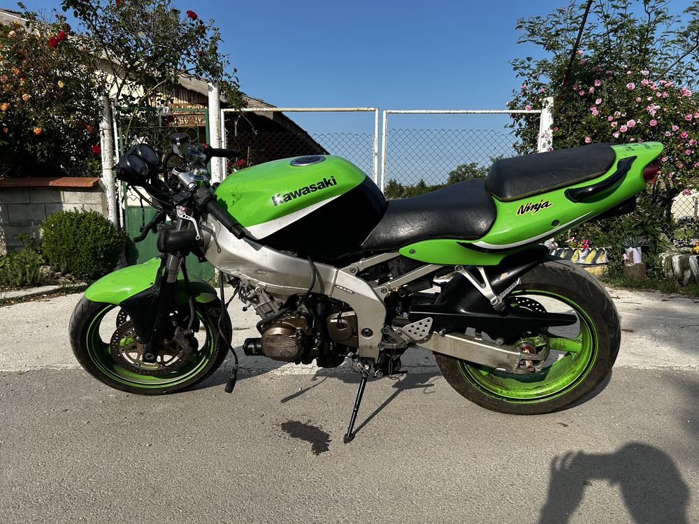 Kawasaki zx6r на части