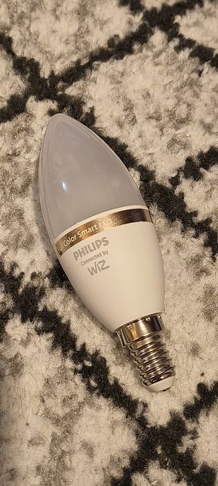 Set becuri Philips Smart Led RGB