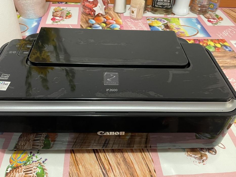 Vând imprimanta Canon