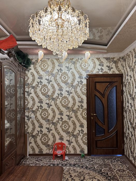 3 хонали уй , гул бозор