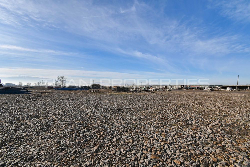 Продава се Промишлена сграда в с. Мировяне, Област София-град - 1920 кв.м за 521 €/кв.м - Снимка #9