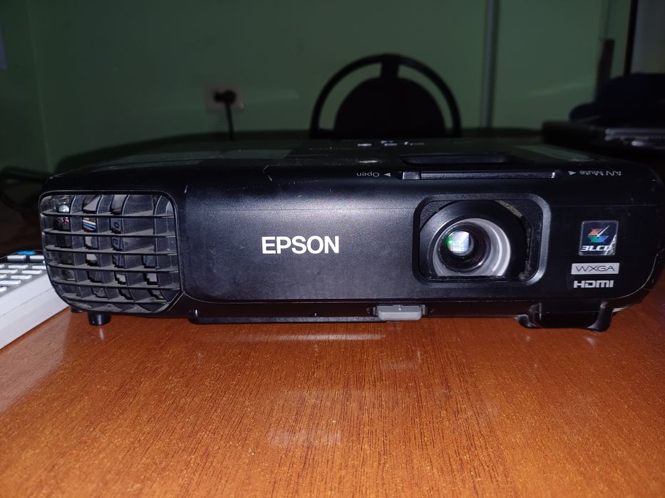 Проектор продам не дорого