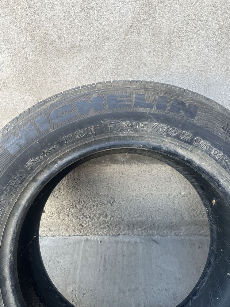 Продам шину MICHELIN состояние как новая размеры 215.60.r16