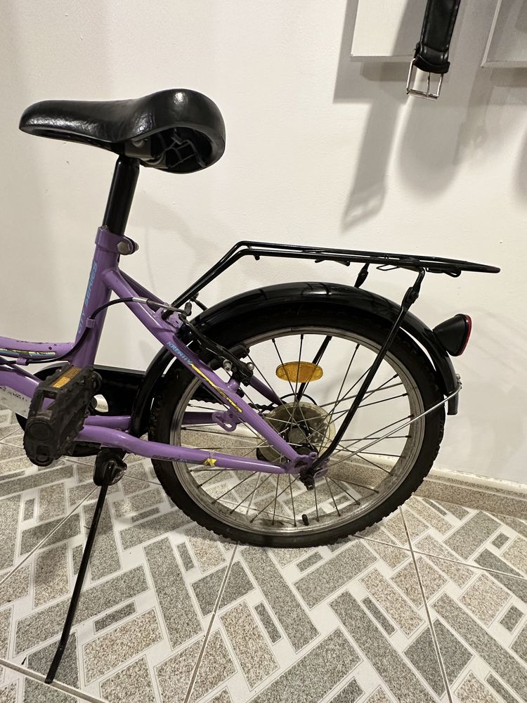 Bicicleta fetite
