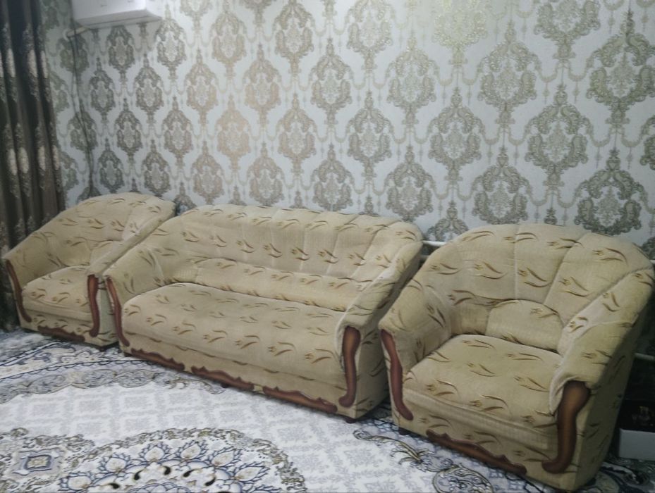 Диван кресло в хорошем состоянии