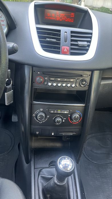 Peugeot 207 , propietar , km reali