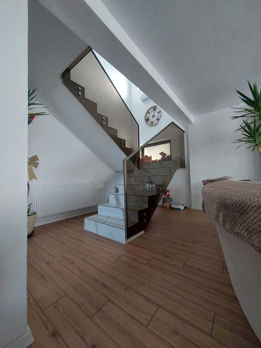 Balustrada de sticla