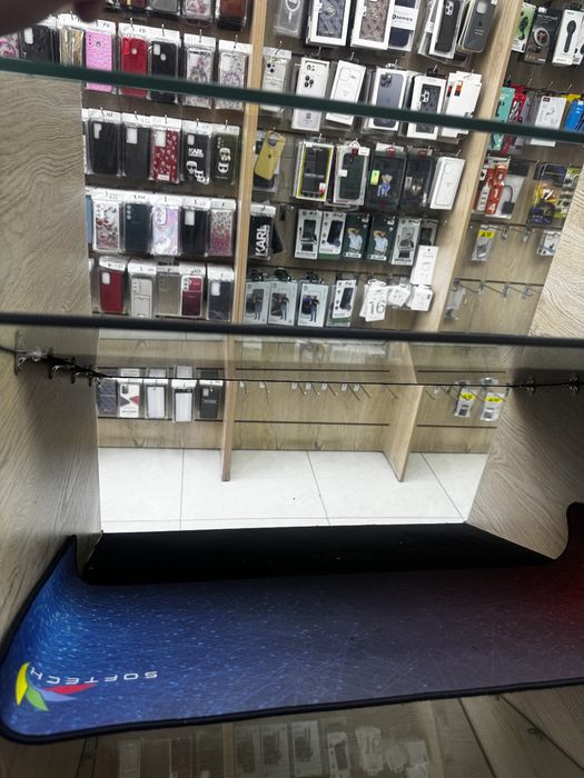 Telefon vitrina xolati ideal