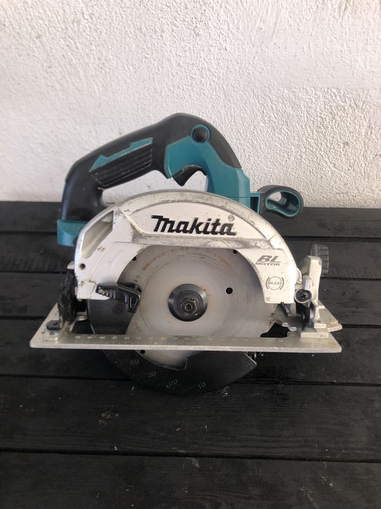 Акумулаторен ръчен циркуляр Makita DHS660Z с куфар