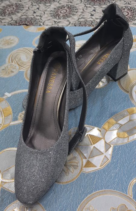 Женская обувь, Ayollar tuflisi