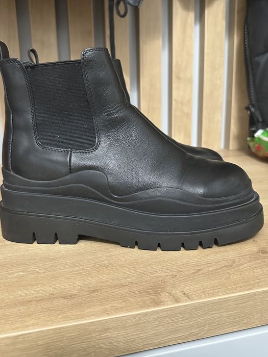 Продам осенние сапоги