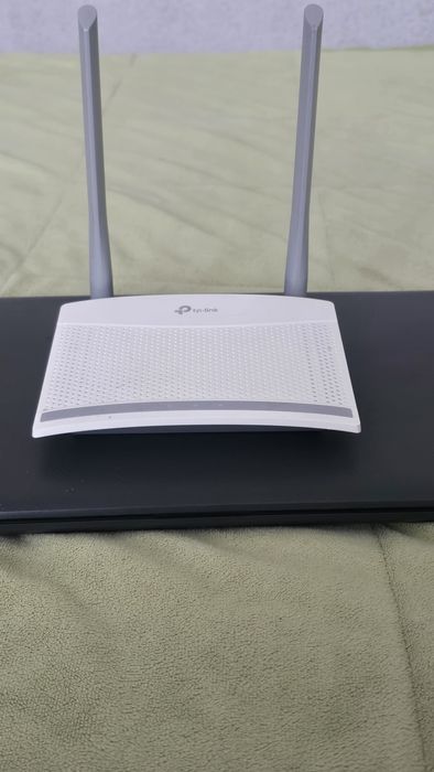 Рутер TP-link TL-WR820N
