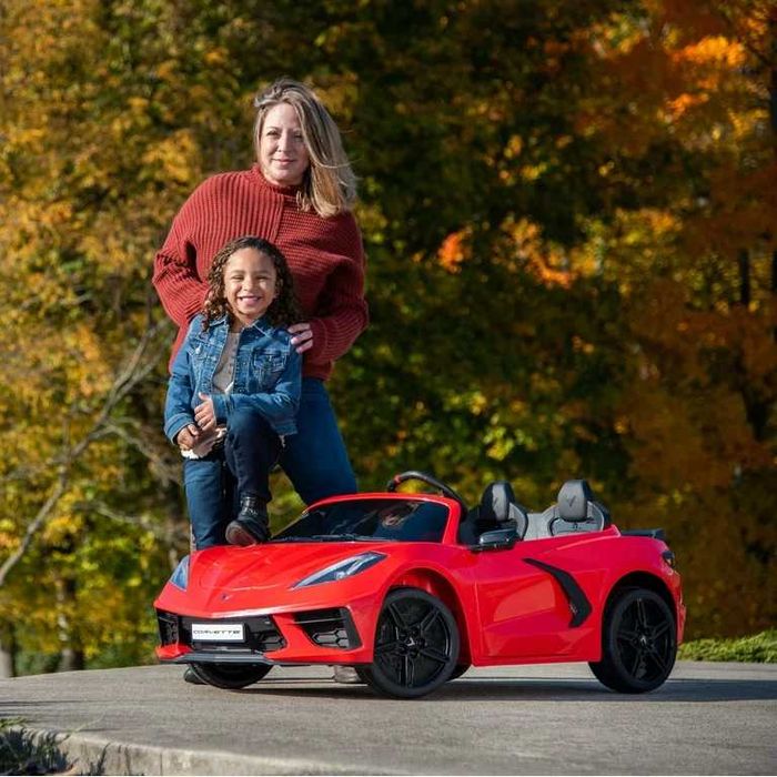 Лицензирана Акумулаторна Кола  Corvette C8, 12V7Ah, Дистанционно