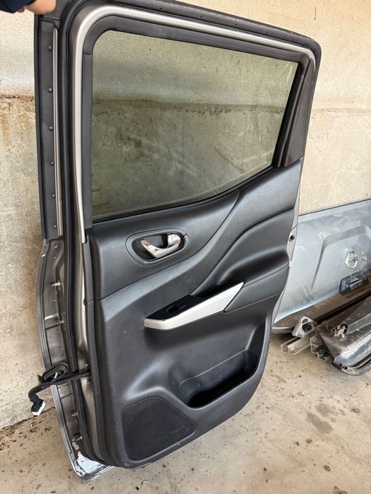 Части за Nissan Navara