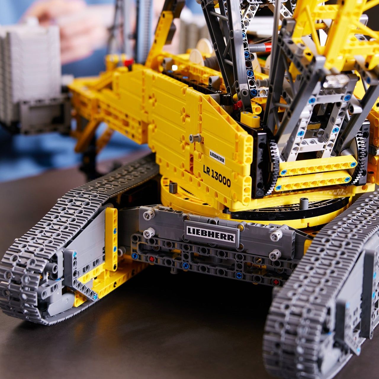 Lego 42146 Кран с гъсеничен ход Liebherr LR 13000 Technic