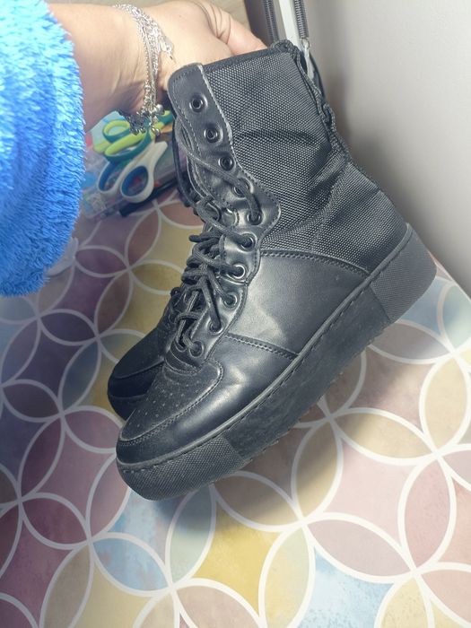 Vând ghietuta Nr 40