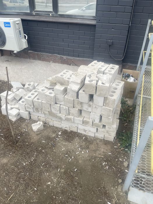 Кирпичи бесплатно