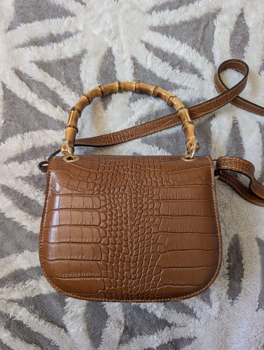 Geanta crossbody piele cu maner bambus si aspect piele de crocodil