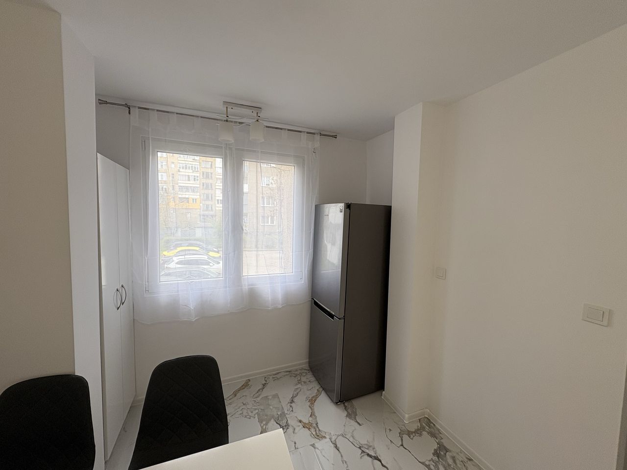 Дава се под наем Двустаен апартамент в Видин, Съединение - 70 кв.м за 350 € - Снимка #11