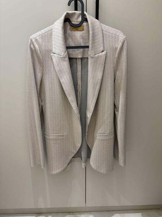 Дамско сако, ново