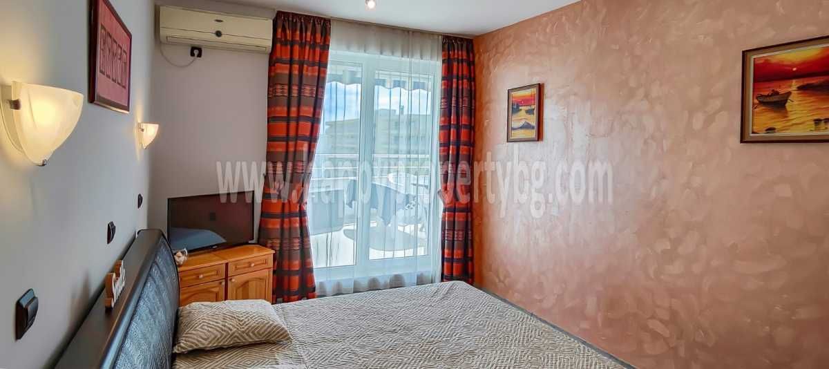 Продава се Двустаен апартамент в к.к. Слънчев бряг - 65 кв.м за 985 €/кв.м - Снимка #6