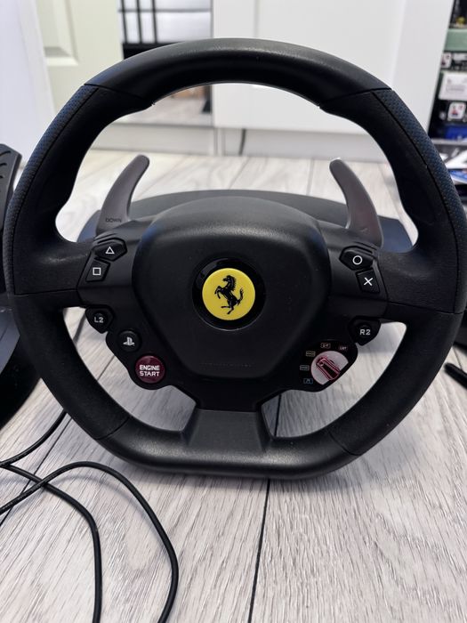 Thrustmaster T80 Ferrari 488 GTB Edition – Volan + Pedale PS4/PS5/PC