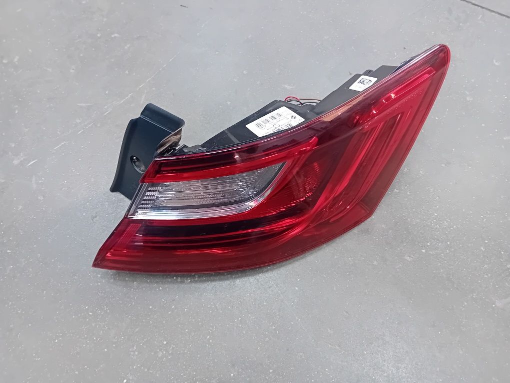 Lampa stop dreapta Renault Megane 4 Sedan