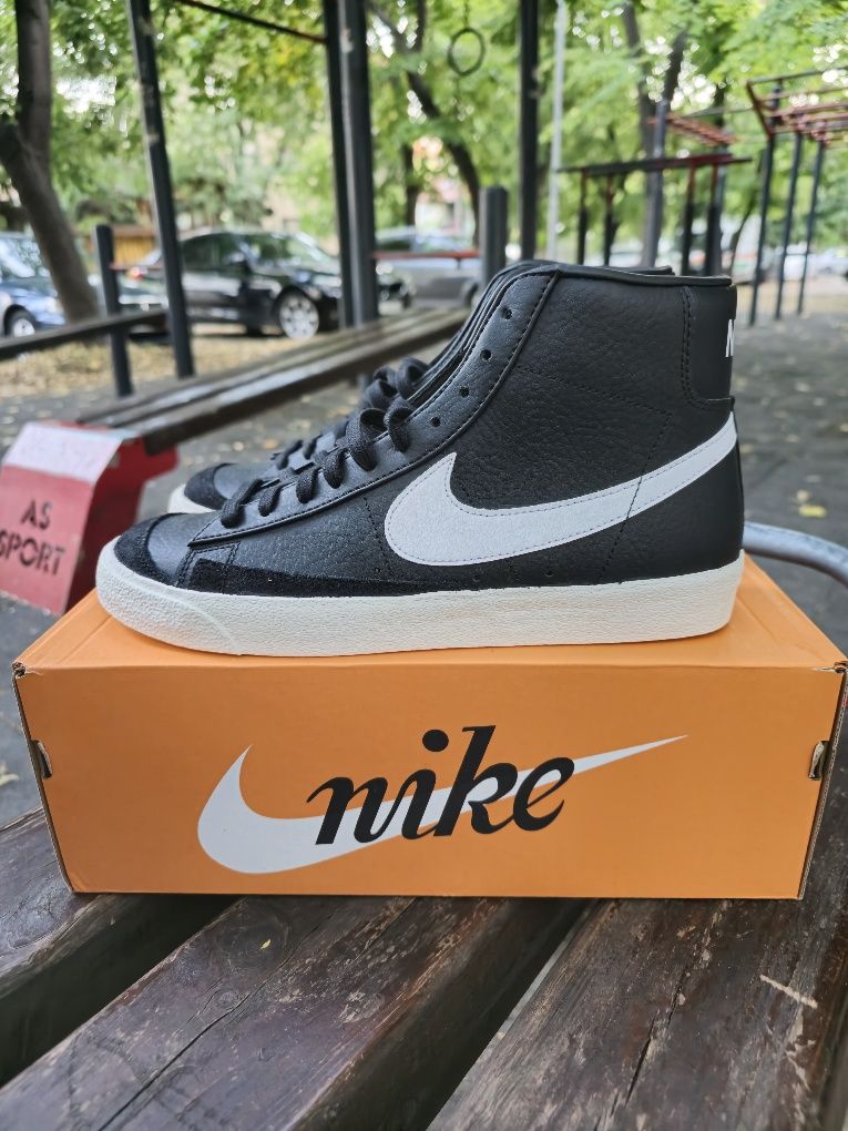 Nike Blazer High