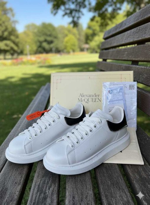 Adidasi  Alexander Mc Q u e e n Zipper - Produs Premium