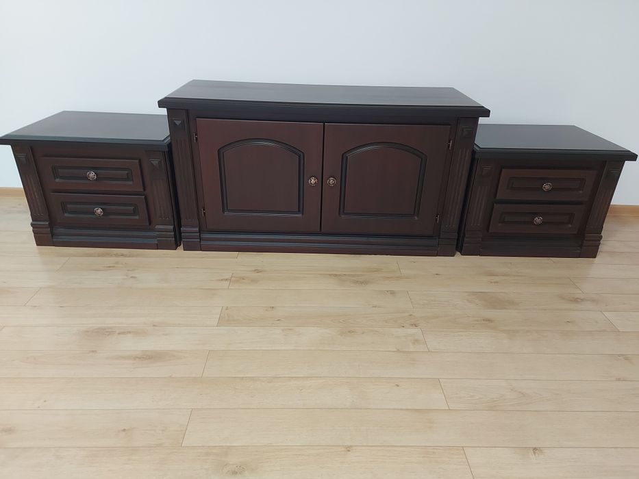 De vanzare  mobilier lemn masiv