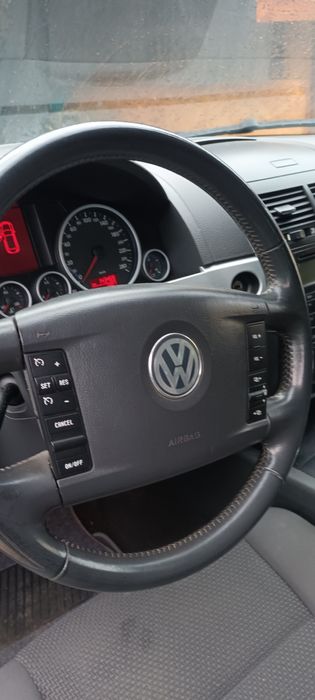 Vând touareg Motor 2,5 motorină Singur proprietar