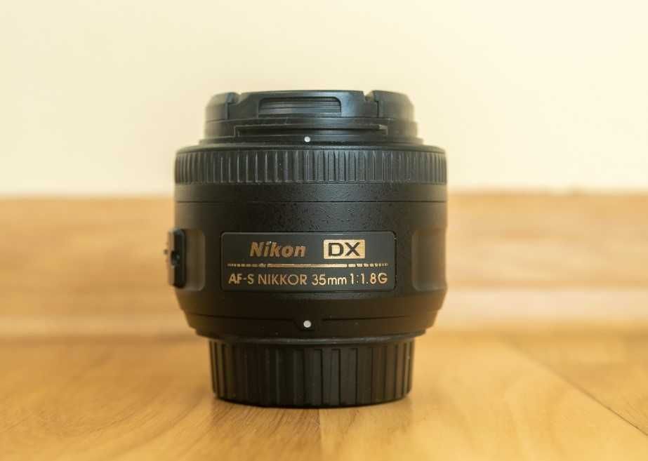 Obiectiv Nikon 35mm f1.8G DX