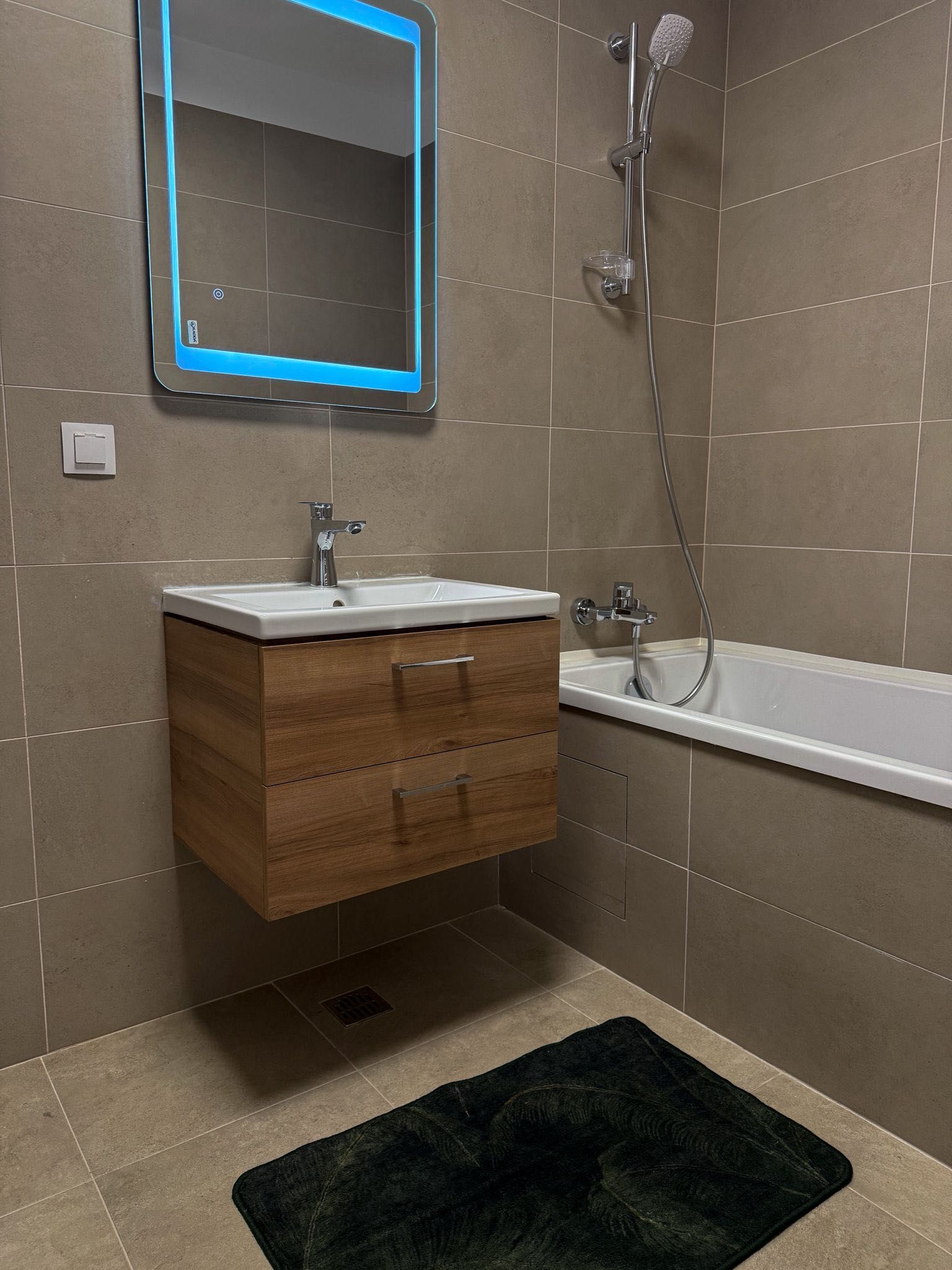 Închiriez apartament H Pipera Lake