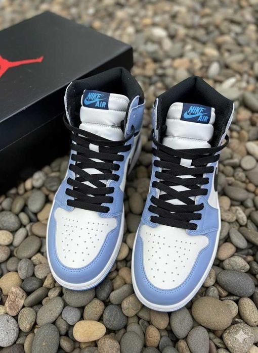 JORDAN 1 High University Blue