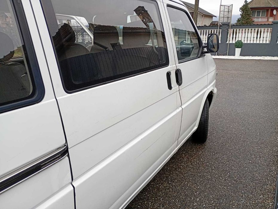 VW T4 Caravelle din 1998 de vanzare