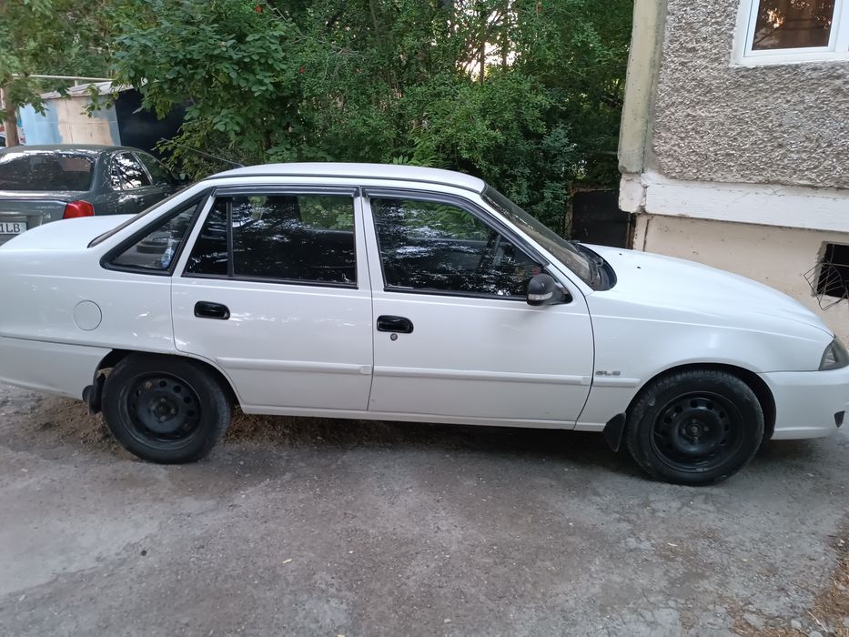 Nexia 2 16 mator zudlik bilan sotiladi olasiz minasiz