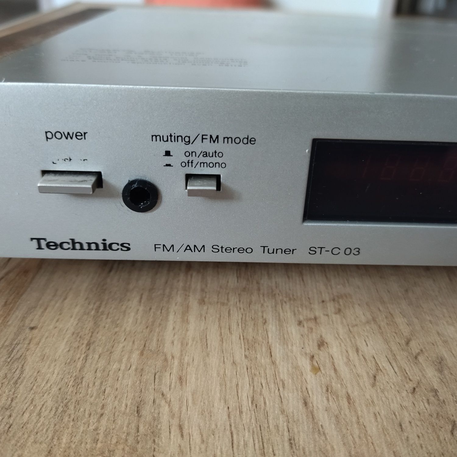 Тунер  Technics-st_c03