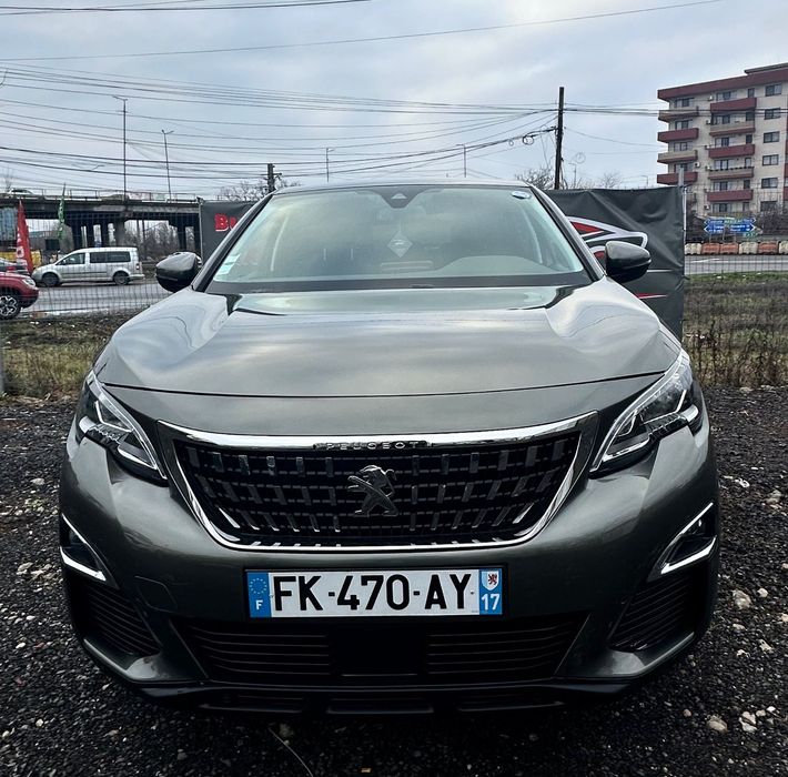 Peugeot 3008 PEUGEOT 3008 1.5 Blue HDI S/S EAT8 Active