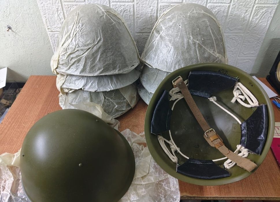 Каски, новые СССР.