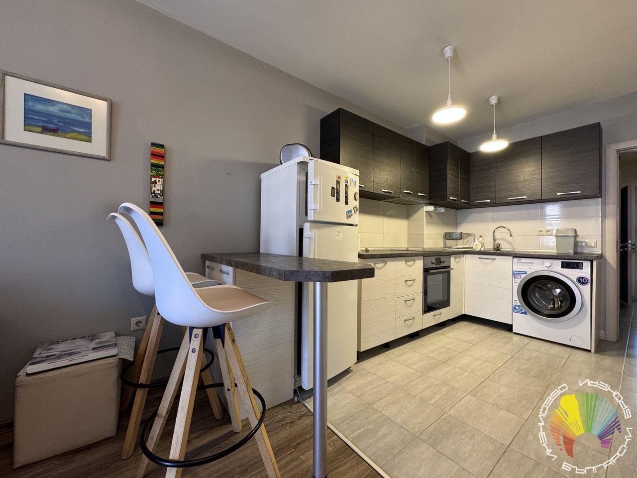 Дава се под наем Двустаен апартамент в Бургас, Център - 70 кв.м за 510 € - Снимка #1
