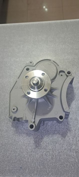 Кронштейн гидромуфты на ам Toyota Hilux Surf 130