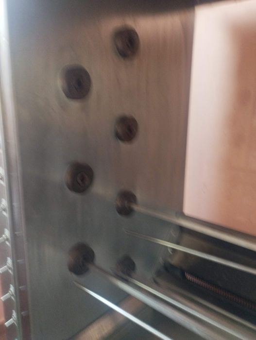 Rotisor pentru pui sau ciolan pe gaz