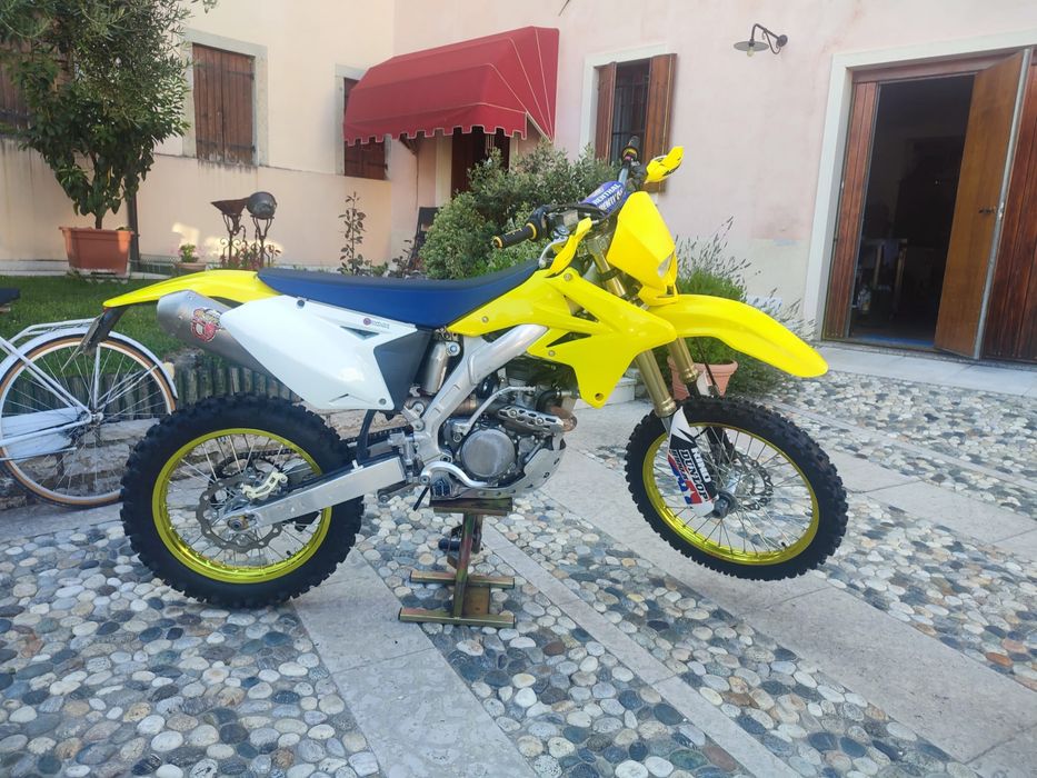 Vand suzuki  rmz 250