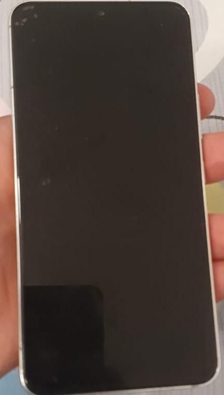 Vand/Schimb “Samsung Galaxy S22 “cu Iphone pro
